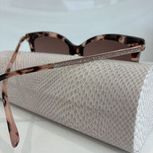 Load image into Gallery viewer, AXELLE/G/S Tortoiseshell Glasses
