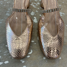 Load image into Gallery viewer, Lee Slingback Ballerina Pumps
