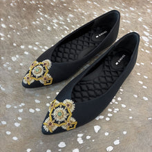 Load image into Gallery viewer, Goldfinch Pointed Toe Flat
