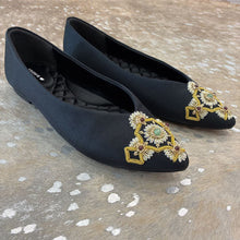 Load image into Gallery viewer, Goldfinch Pointed Toe Flat
