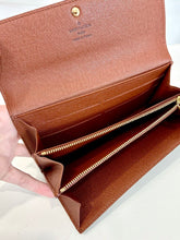 Load image into Gallery viewer, Portefeuille Sarah Long Wallet
