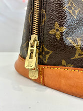 Load image into Gallery viewer, Alma PM Monogram Canvas Bag with Crossbody Strap
