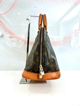 Load image into Gallery viewer, Alma PM Monogram Canvas Bag with Crossbody Strap
