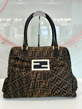 Load image into Gallery viewer, Tobacco Zucca Print Canvas Mia Large Tote Bag
