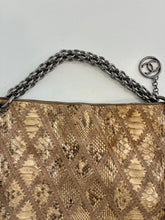 Load image into Gallery viewer, Python Soft &amp; Chain Hobo

