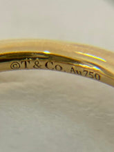 Load image into Gallery viewer, T Wire Ring Yellow Gold
