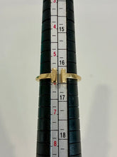 Load image into Gallery viewer, T Wire Ring Yellow Gold
