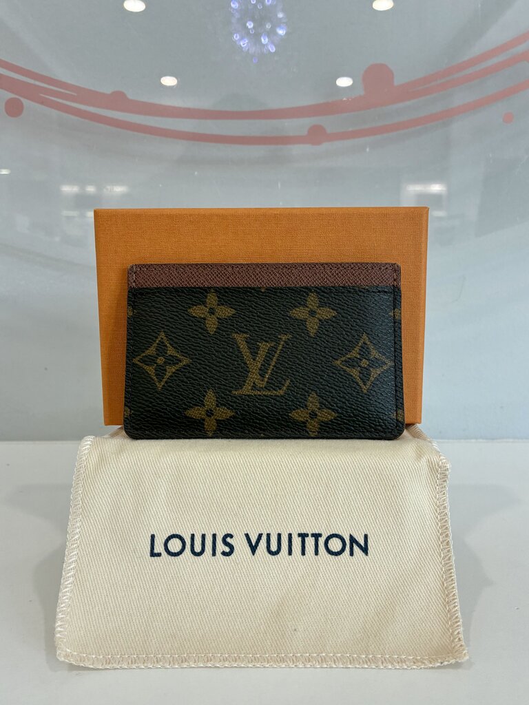 Customizable Card Holder