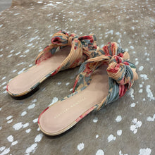 Load image into Gallery viewer, Daphne Pleated Knot Flat Sandals
