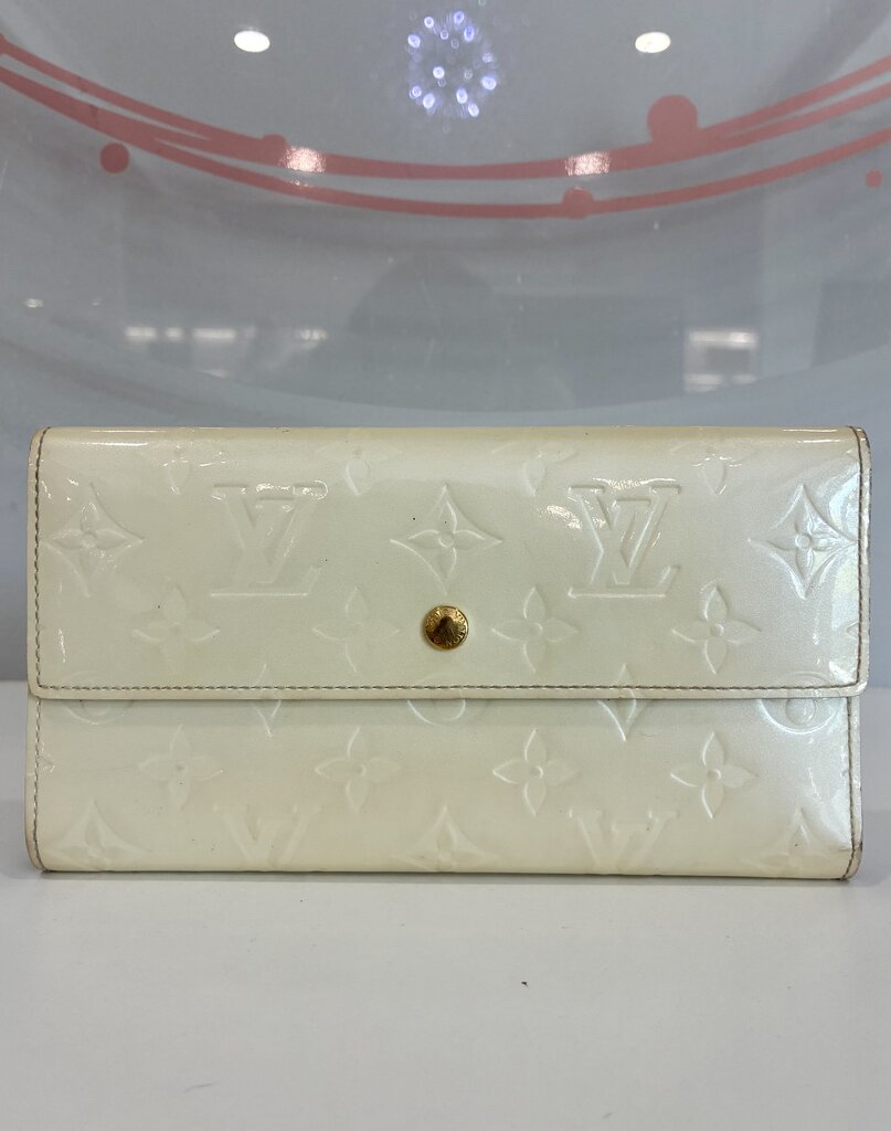 Monogram Vernis Porte-Tresor International Wallet
