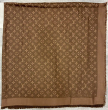 Load image into Gallery viewer, Monogram Classic Shawl M77357
