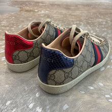 Load image into Gallery viewer, ACE Supreme Sneaker With Web
