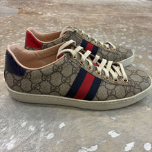 Load image into Gallery viewer, ACE Supreme Sneaker With Web
