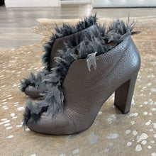 Load image into Gallery viewer, Ladine 100 Ankle Bootie
