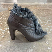Load image into Gallery viewer, Ladine 100 Ankle Bootie
