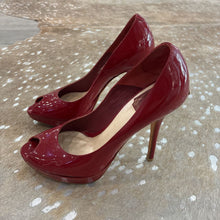 Load image into Gallery viewer, Patent Leather Peep Toe Pumps
