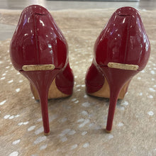 Load image into Gallery viewer, Patent Leather Peep Toe Pumps
