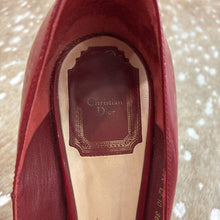 Load image into Gallery viewer, Patent Leather Peep Toe Pumps
