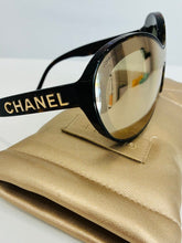 Load image into Gallery viewer, Shield Sunglasses 71281
