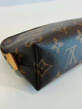 Load image into Gallery viewer, Monogram Cosmetic Pouch M47515
