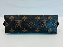 Load image into Gallery viewer, Monogram Cosmetic Pouch M47515
