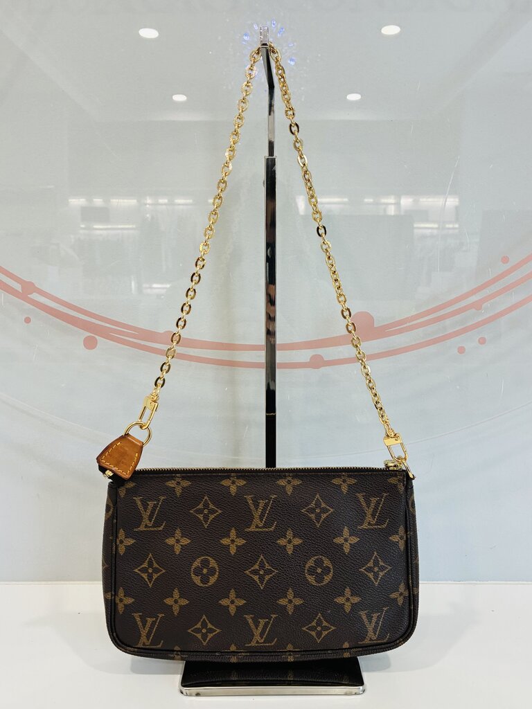 Vintage Monogram Pochette Accessoires