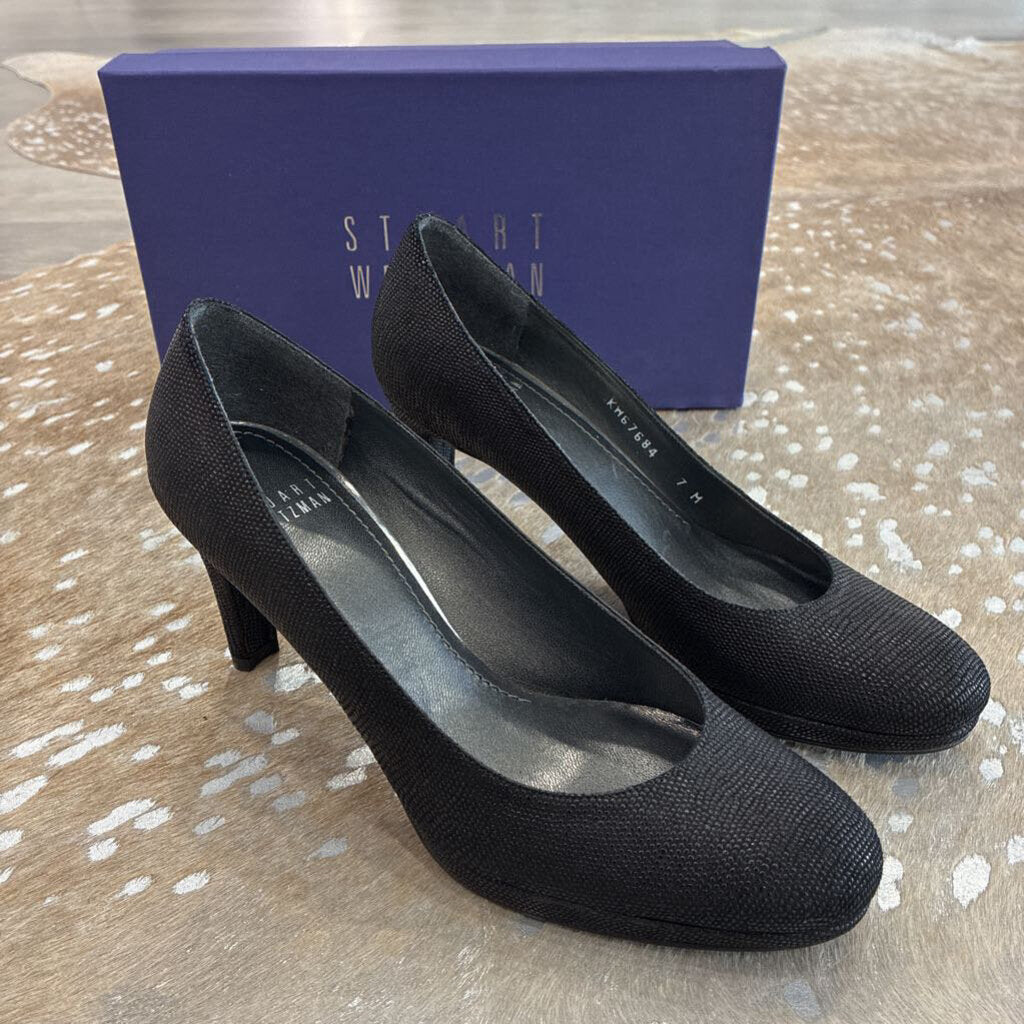 NIB Goosebumps Nappa Pumps
