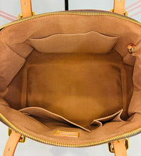 Load image into Gallery viewer, Tivoli Tote
