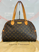 Load image into Gallery viewer, Montorgueil Shoulder Bag
