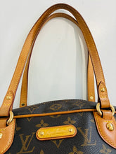 Load image into Gallery viewer, Montorgueil Shoulder Bag
