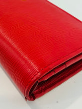Load image into Gallery viewer, Vitello Move Continental Flap Wallet
