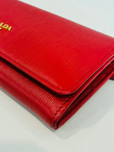 Load image into Gallery viewer, Vitello Move Continental Flap Wallet

