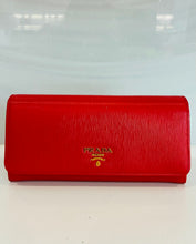 Load image into Gallery viewer, Vitello Move Continental Flap Wallet
