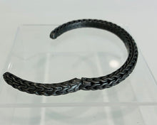 Load image into Gallery viewer, Hinged Classic Chain Weave Bangle Bracelet
