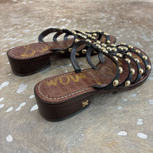Load image into Gallery viewer, Juniper Leather Studded Sandals
