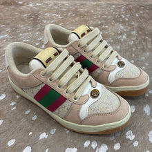 Load image into Gallery viewer, NWOT Screener Cloth Trainers
