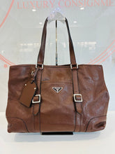 Load image into Gallery viewer, Antique Leather Buckle Tote
