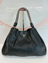 Load image into Gallery viewer, Cervo Lux Leather Chain Tote

