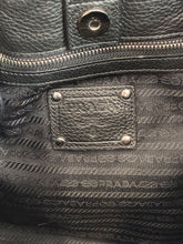 Load image into Gallery viewer, Cervo Lux Leather Chain Tote
