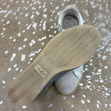 Load image into Gallery viewer, Barthy Sequin Sneakers
