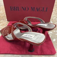 Load image into Gallery viewer, Patent Leather Sandals
