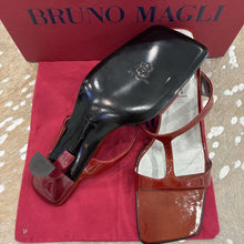 Load image into Gallery viewer, Patent Leather Sandals
