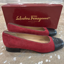Load image into Gallery viewer, Suede Cap Toe Pumps
