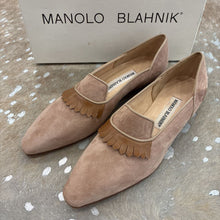 Load image into Gallery viewer, Suede Kiltie Venetian Flats
