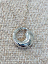 Load image into Gallery viewer, Elsa Peretti Eternal Circle Pendant Necklace
