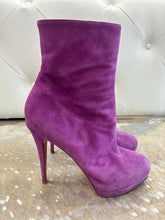 Load image into Gallery viewer, Veau Velours So Kate Booty 100 Ankle Boots
