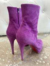 Load image into Gallery viewer, Veau Velours So Kate Booty 100 Ankle Boots
