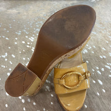 Load image into Gallery viewer, Patent Leather Buckle Detail Cork Platform Slides

