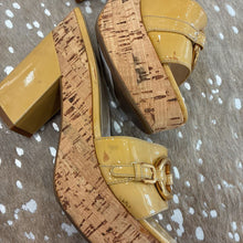 Load image into Gallery viewer, Patent Leather Buckle Detail Cork Platform Slides
