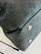 Load image into Gallery viewer, Mahina Bella Tote
